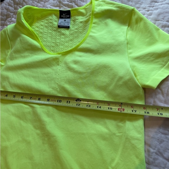 Nike Pro Dri-Fit Running Neon Long Yellow Stretch Athletic Top w Vents L Women - Picture 3 of 10
